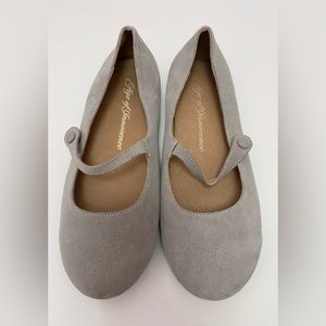 Age of Innocence Elin Suede Grey